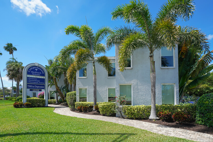 1090 S Tamiami Trl, Sarasota, FL for sale - Primary Photo - Image 1 of 1