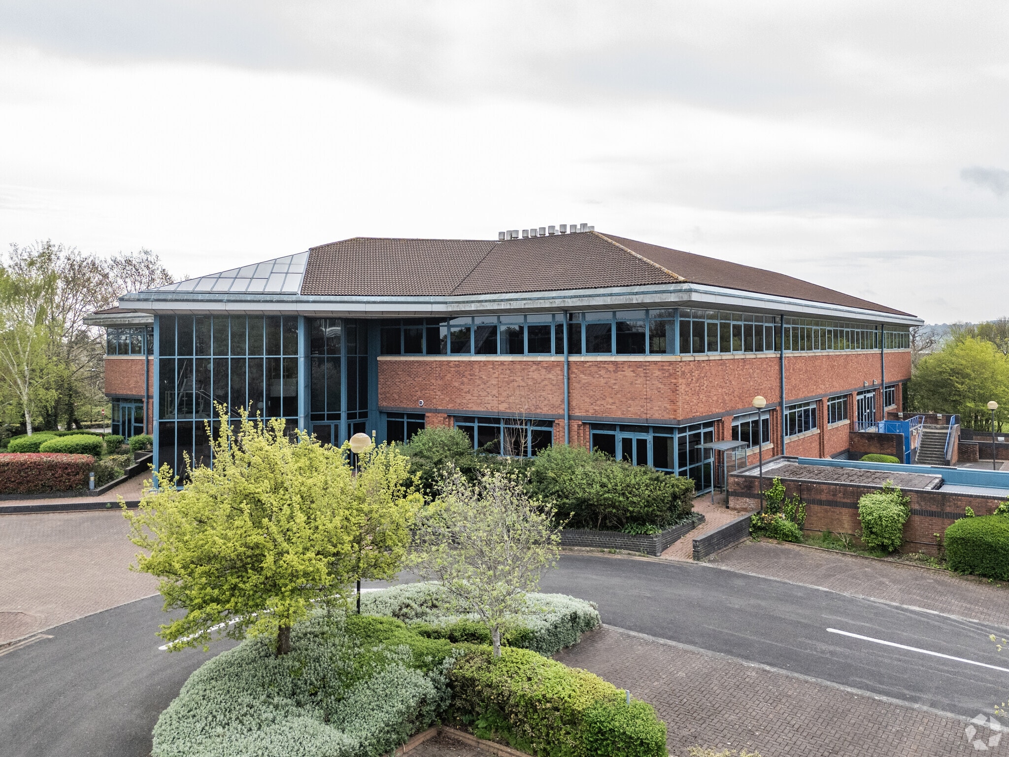 Windmill Business Park, Swindon for lease Primary Photo- Image 1 of 4