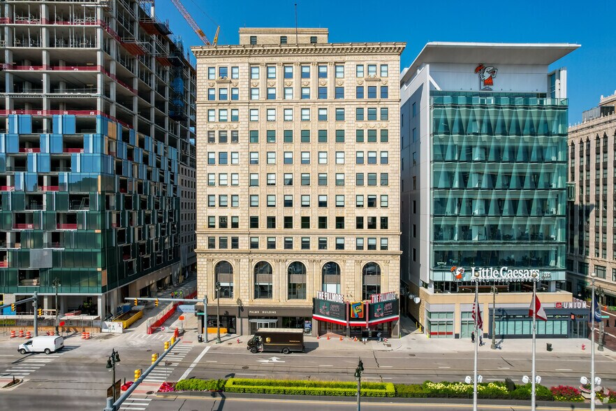 2111-2115 Woodward Ave, Detroit, MI à louer - Photo du bâtiment - Image 3 de 21