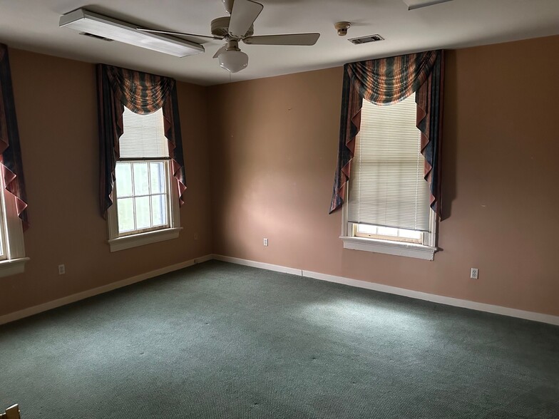 674 Arlington Pl, Macon-Bibb, GA à vendre - Photo du b timent - Image 2 de 8