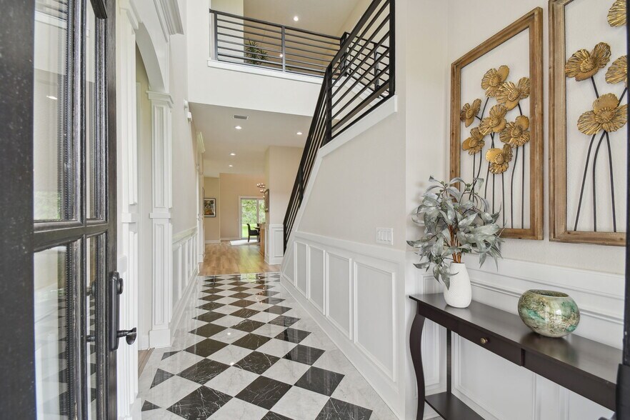 13711 Lussier Ln, Spring Hill, FL à vendre - Photo du bâtiment - Image 3 de 14