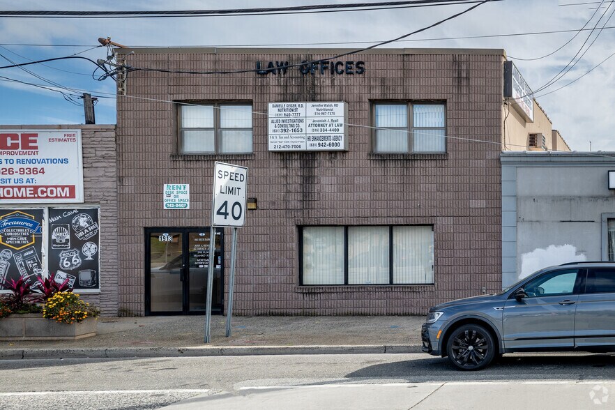 1913 Deer Park Ave, Deer Park, NY for sale - Building Photo - Image 2 of 6