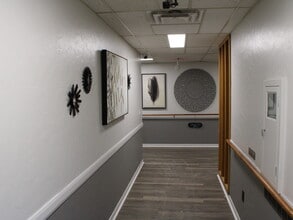 525 E Division St, Fond Du Lac, WI à vendre Photo intérieure- Image 1 de 13