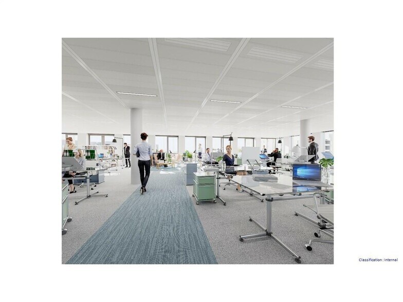 2 Avenue De La Gare, Montigny-le-Bretonneux for lease - Building Photo - Image 2 of 7