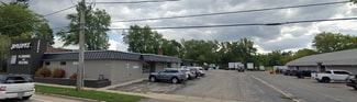 Plus de détails pour 670 E Calhoun St, Woodstock, IL - Local d'activités à louer