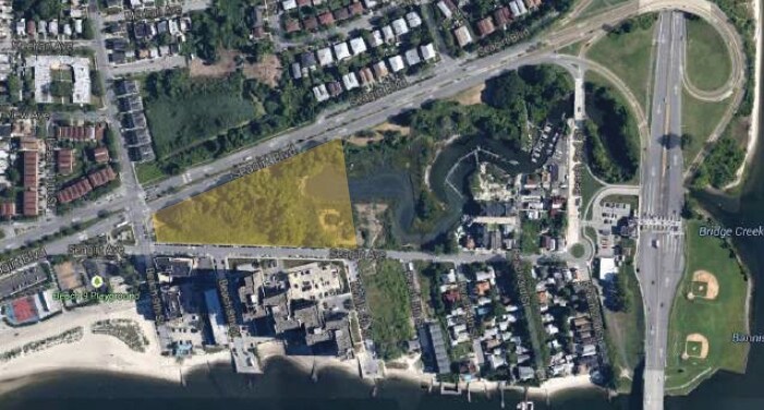 815 Seagirt Ave, Far Rockaway, NY à louer - Photo principale - Image 2 de 5