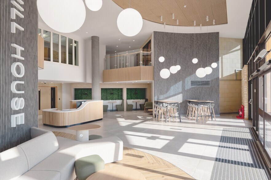 Whitehill Way, Swindon à louer - Photo intérieure - Image 2 de 13