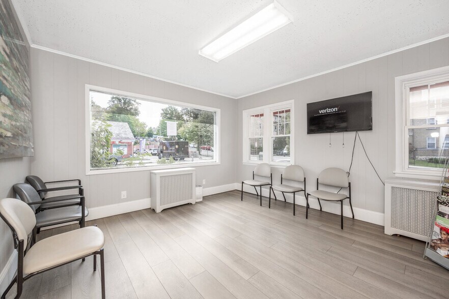 504 Gramatan Ave, Mount Vernon, NY à louer - Photo du bâtiment - Image 2 de 31