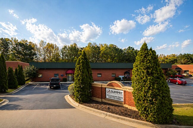 More details for Summit Office Suites – Office for Sale