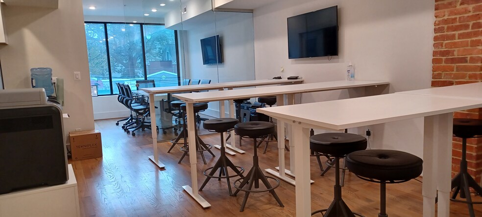 843 Upshur St NW, Washington, DC à louer - Photo intérieure - Image 3 de 16