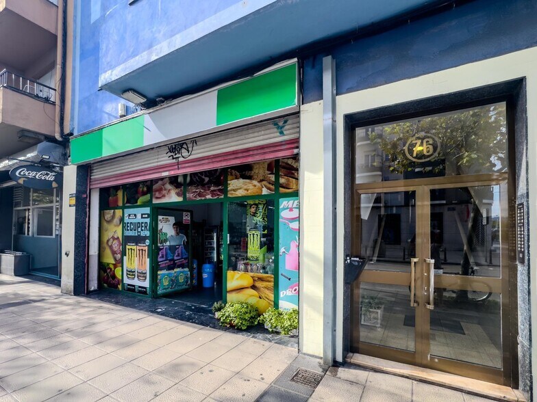 Retail in Santander for sale - Building Photo - Image 2 of 11