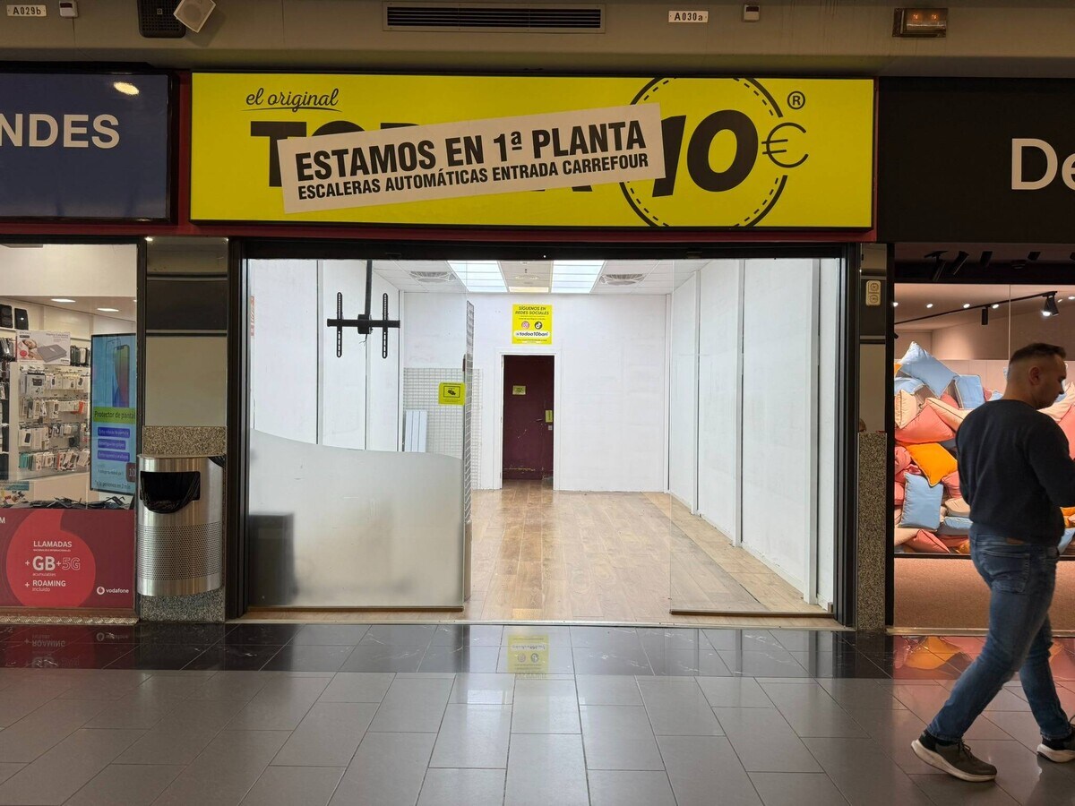 Barberà del Vallès, BAR 08210 - - - Photo intérieure - Image 1 of 3