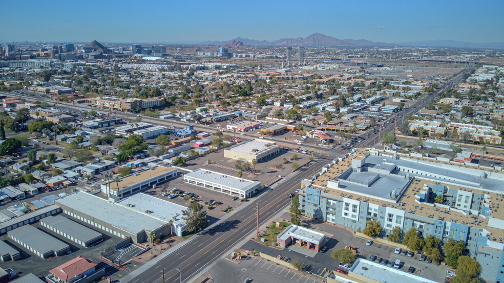 1747 E Apache Blvd, Tempe, AZ à vendre - Aérien - Image 3 de 13