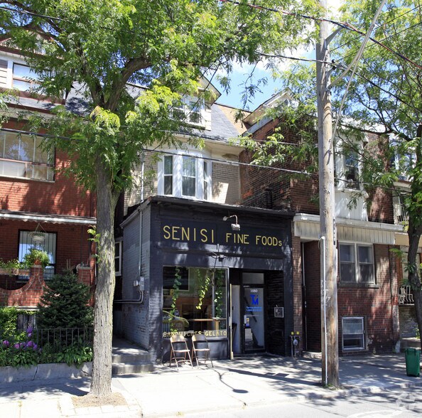 1080 College St, Toronto, ON à vendre - Photo principale - Image 1 de 1