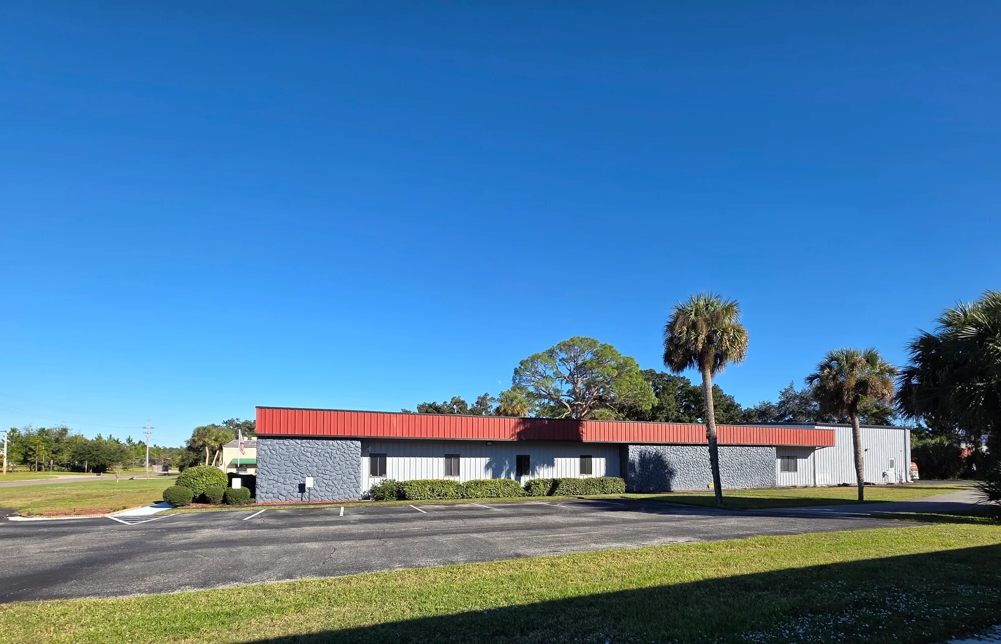 1605 White Dr, Titusville, FL for sale Primary Photo- Image 1 of 16