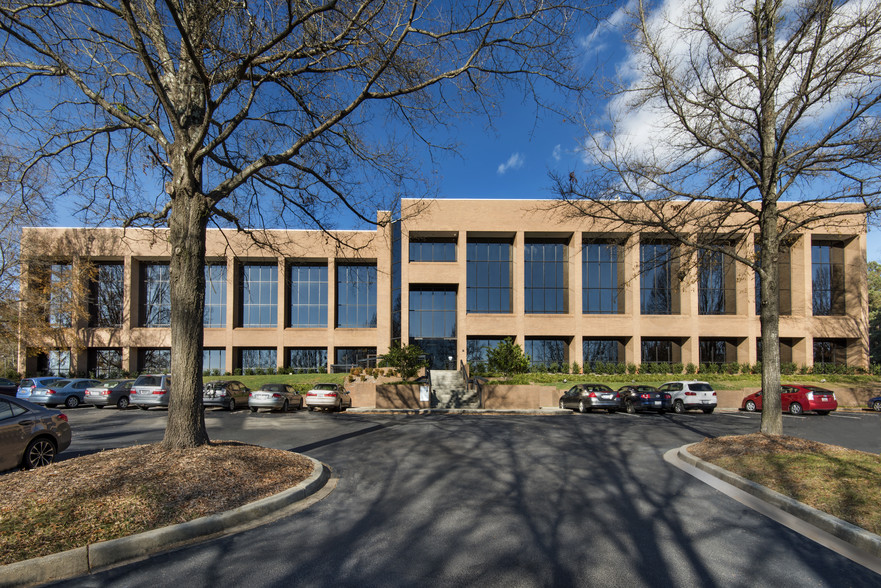 300 Executive Center Dr, Greenville, SC à louer - Photo du bâtiment - Image 1 de 7