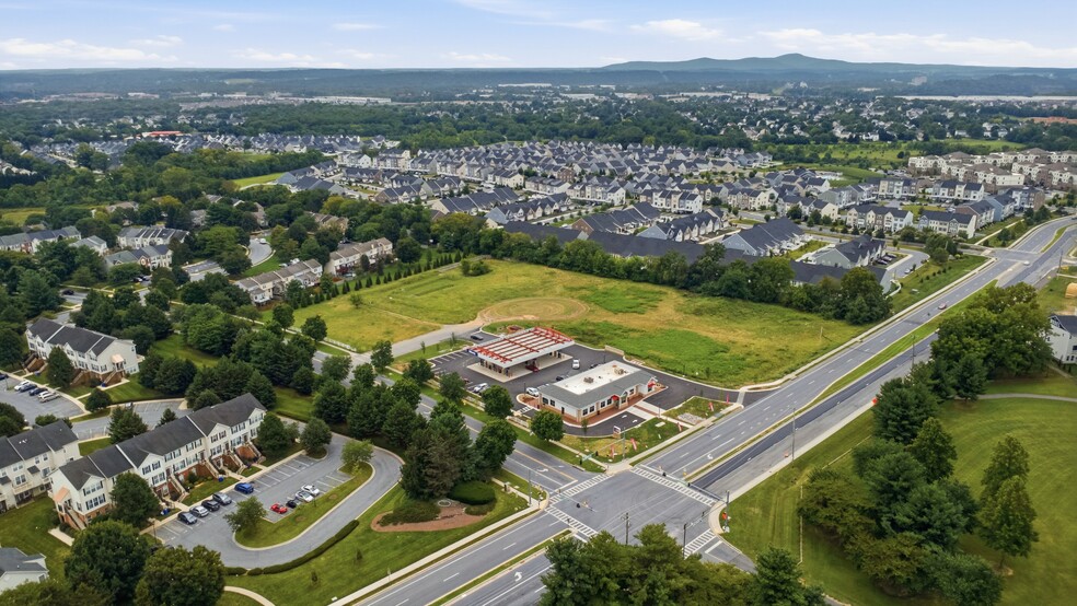 6489 Corporate Dr, Frederick, MD for sale - Building Photo - Image 2 of 10
