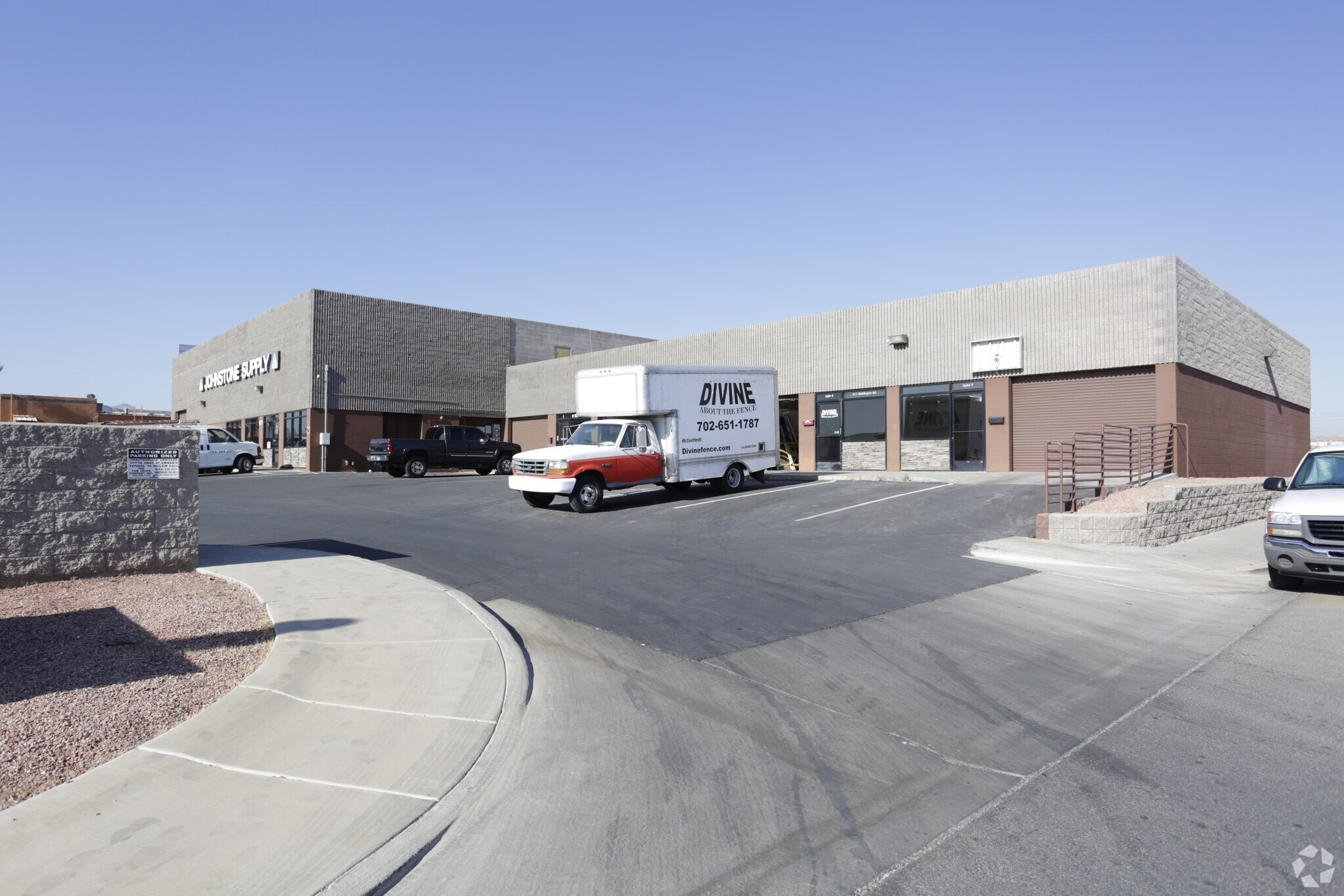 671 Middlegate Rd, Henderson, NV for lease Primary Photo- Image 1 of 9