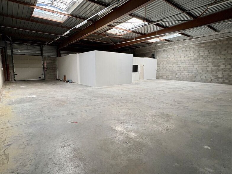 Flex dans Bron à louer - Photo du bâtiment - Image 2 de 12
