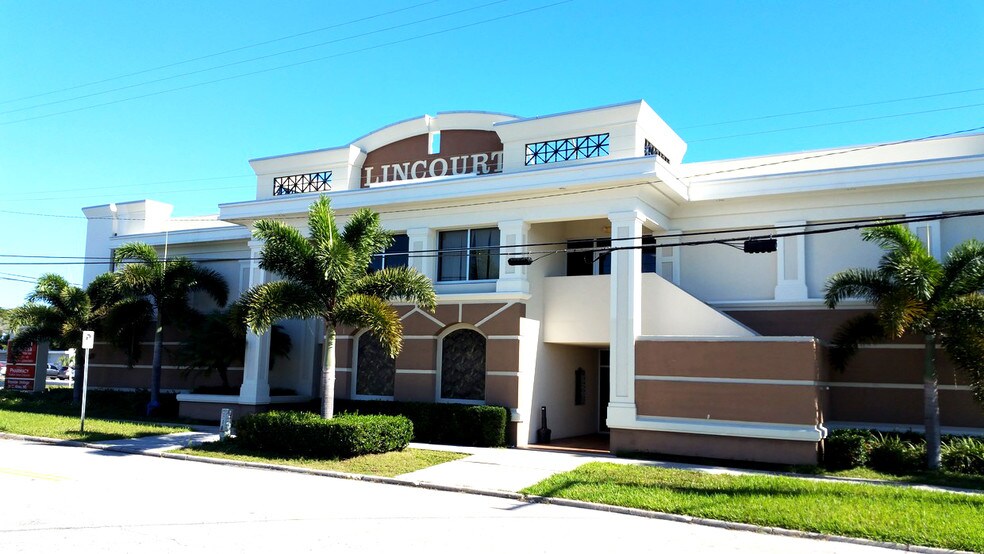 501 S Lincoln Ave, Clearwater, FL à louer - Photo du bâtiment - Image 2 de 64
