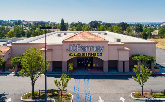 Plus de détails pour 120 Niblick Rd, Paso Robles, CA - Commerce de détail à vendre