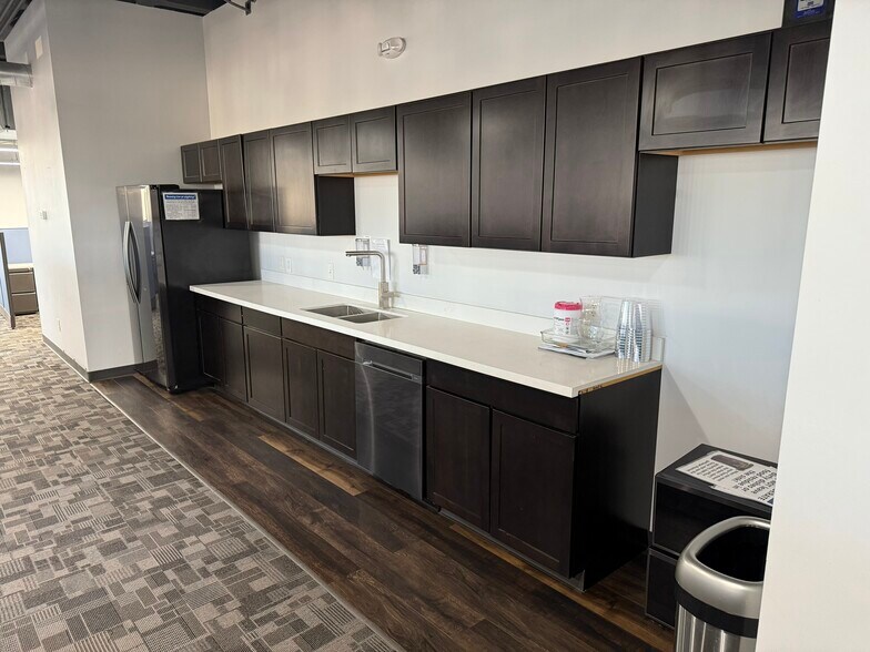 3411 N 5th Ave, Phoenix, AZ à louer - Photo du bâtiment - Image 2 de 16