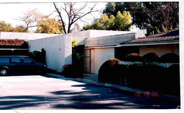 456 E Orange Grove Blvd, Pasadena, CA for lease - Building Photo - Image 3 of 40