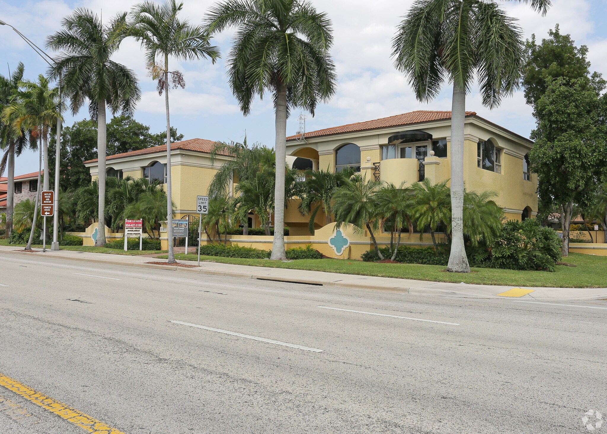 461-481 E Hillsboro Blvd, Deerfield Beach, FL à louer Photo principale- Image 1 de 42