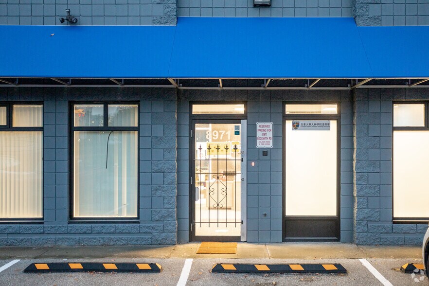 8971 Beckwith Rd, Richmond, BC à vendre - Photo du bâtiment - Image 2 de 14