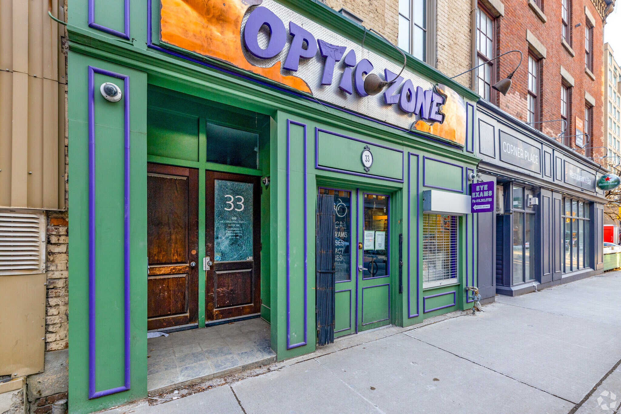 33 Jarvis St, Toronto, ON for lease Primary Photo- Image 1 of 2