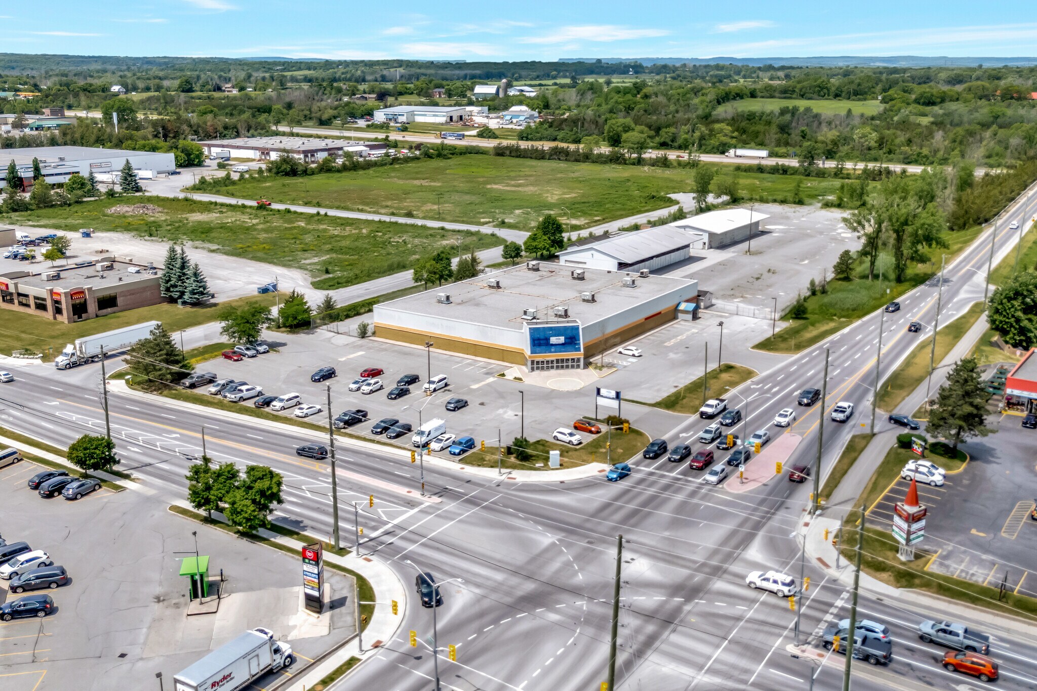 260 Bell Blvd, Belleville, ON à louer Photo principale- Image 1 de 10