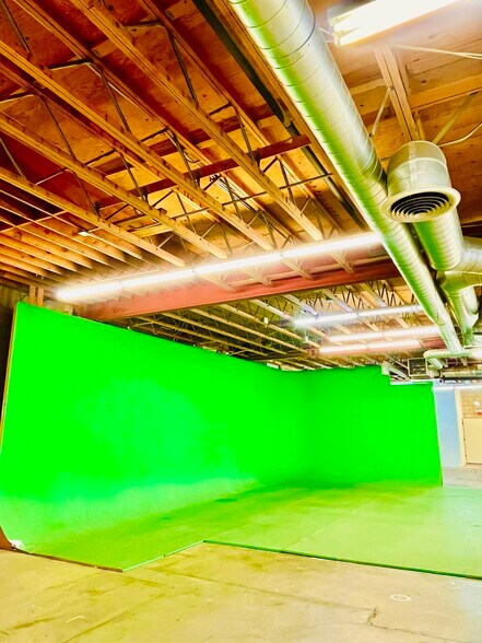 6151-6159 Santa Monica Blvd, Los Angeles, CA à louer - Photo du bâtiment - Image 2 de 38