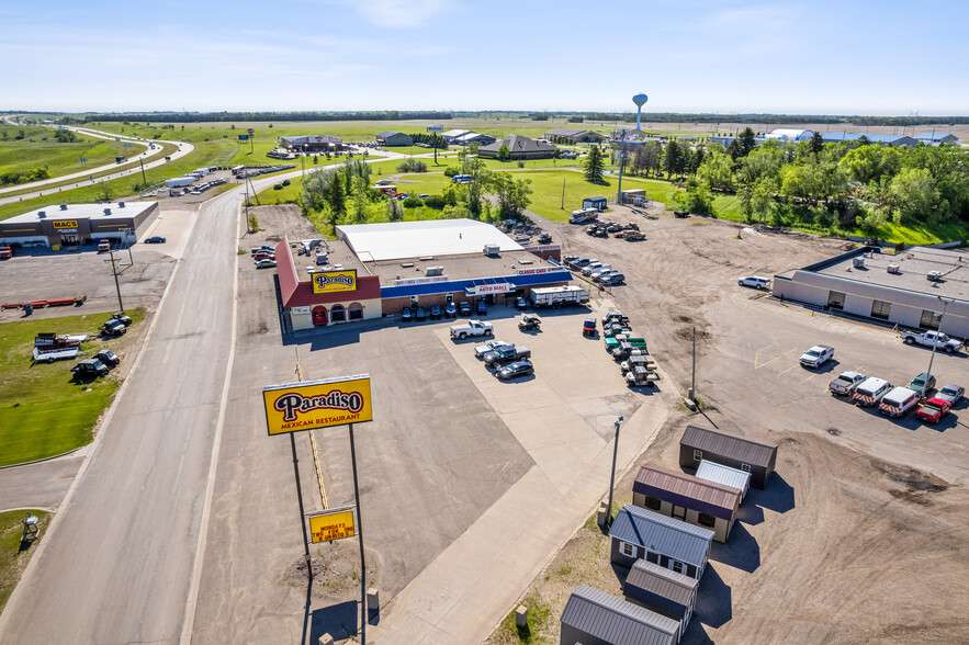 417 24th St SW, Jamestown, ND for sale - Aerial - Image 1 of 26