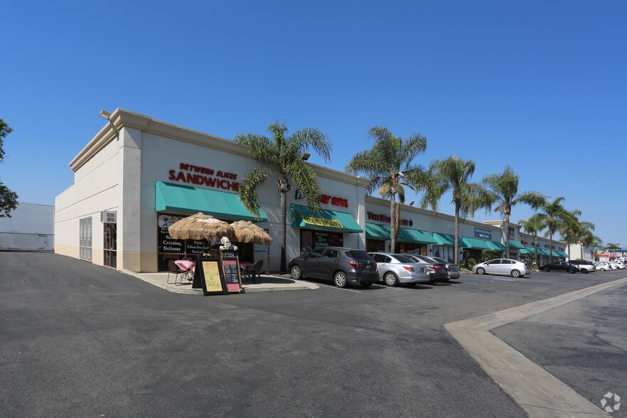 1330 N Glassell St, Orange, CA for lease - Building Photo - Image 1 of 9