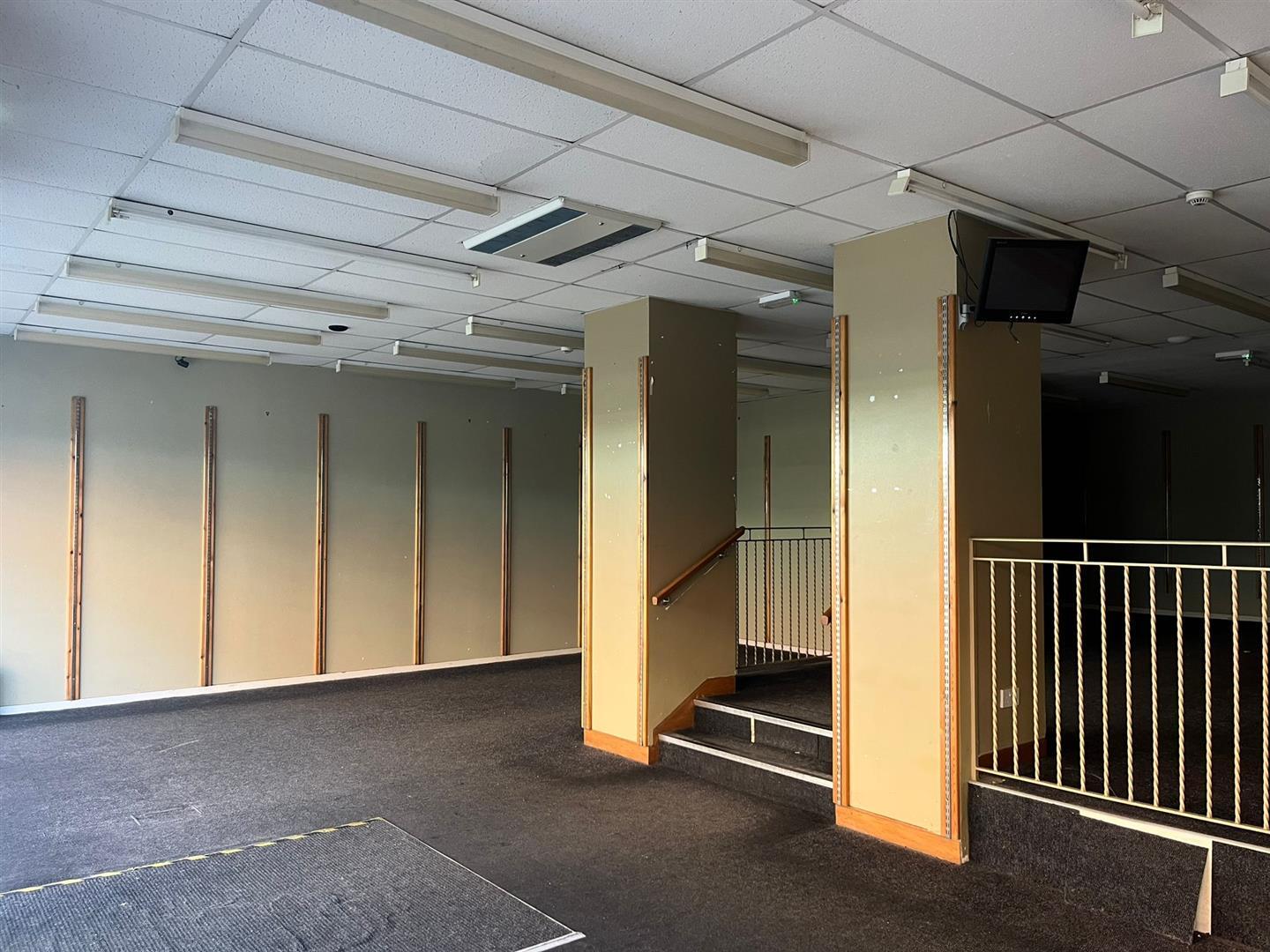 6 Caroline St, Bridgend à louer Photo intérieure- Image 1 de 2