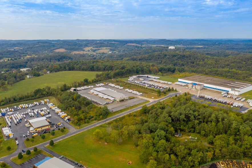 217 E View Dr, Mount Pleasant, PA for sale - Building Photo - Image 2 of 8