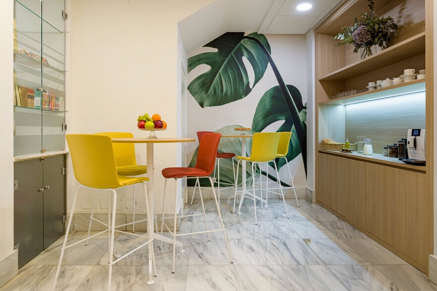 Calle de Ulises, 87, Madrid, Madrid à louer - Photo intérieure - Image 2 de 12