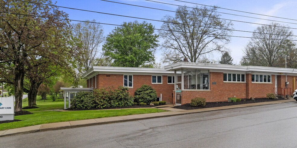 400 W Butler St, Mercer, PA à vendre - Photo du bâtiment - Image 2 de 23