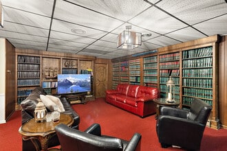 22815 Kelly Rd, Eastpointe, MI à vendre Photo intérieure- Image 2 de 3