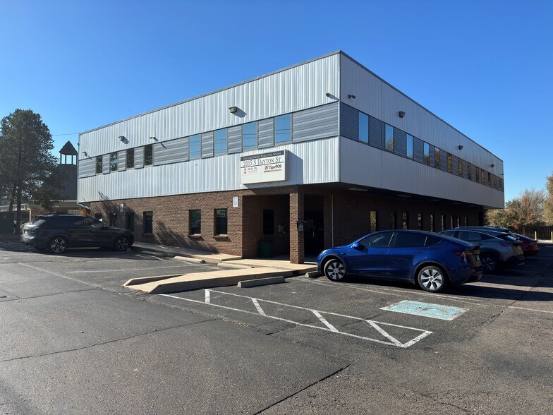 2015 S Dayton St, Denver, CO à louer - Photo du bâtiment - Image 1 de 4