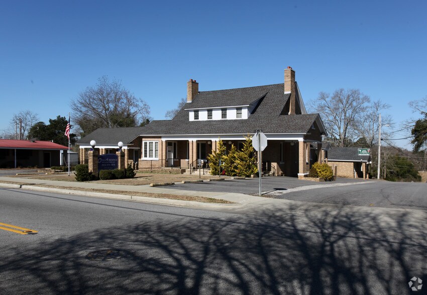 309 E Main St, Bennettsville, SC à vendre - Photo du bâtiment - Image 2 de 2