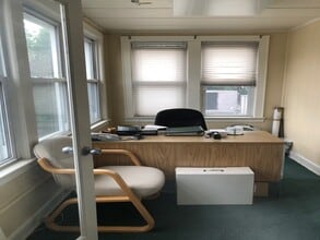 20 W Clinton Ave, Tenafly, NJ for lease Interior Photo- Image 1 of 5