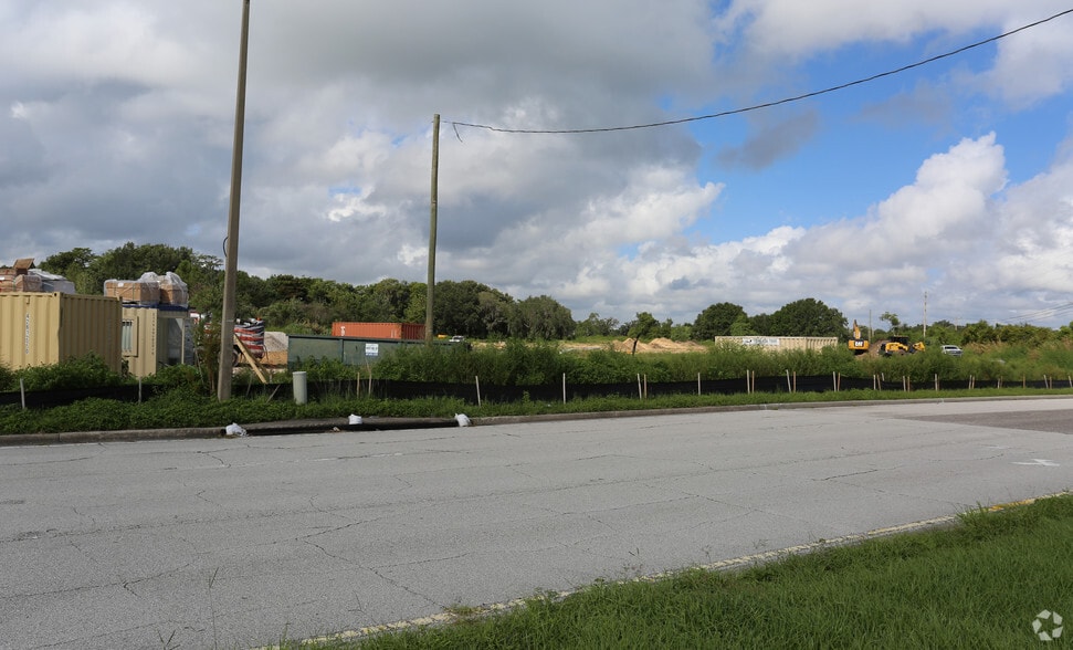 6712 Shadowridge Dr, Orlando, FL à louer - Photo du bâtiment - Image 2 de 7