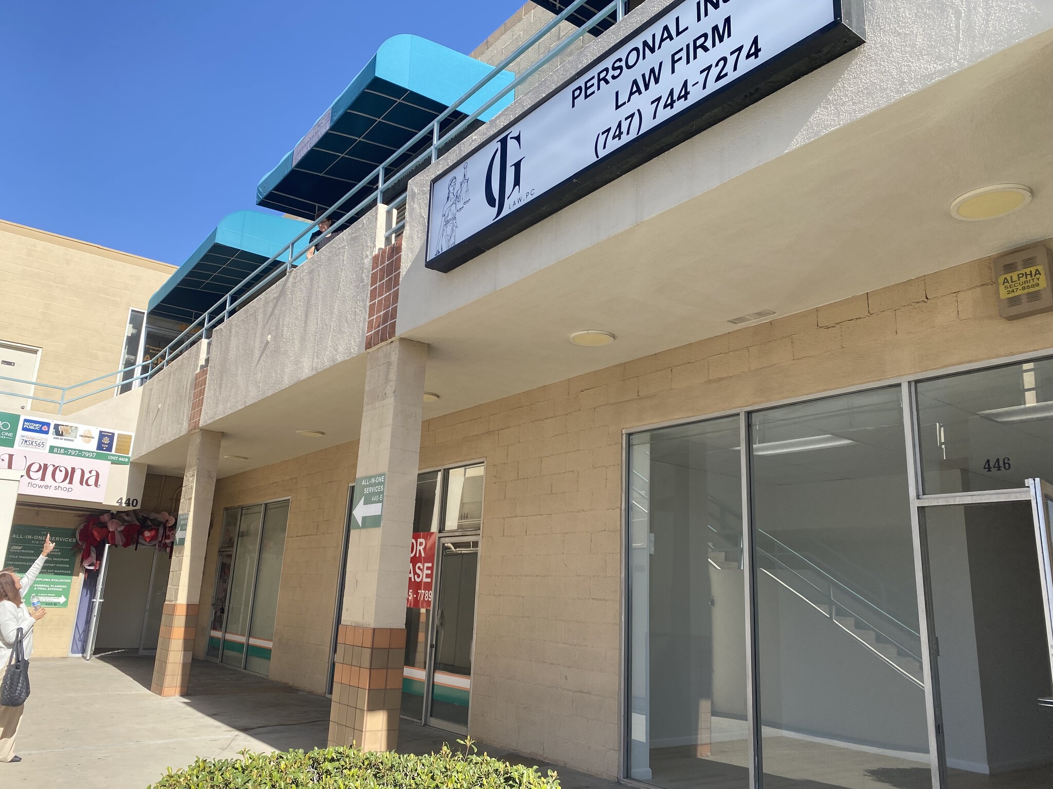 416-466 S Central Ave, Glendale, CA for lease Aerial- Image 1 of 3