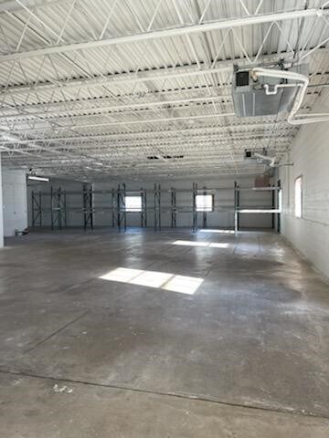 6179 Molloy Rd, East Syracuse, NY à louer - Photo intérieure - Image 3 de 5