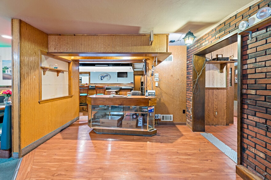 180 Butler Rd, Saxonburg, PA à vendre - Photo du bâtiment - Image 3 de 68