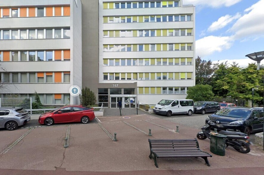 Bureau dans Bagneux à louer - Photo du bâtiment - Image 1 de 9