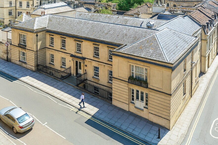 Charlotte St, Bath à louer - Photo du bâtiment - Image 2 de 16