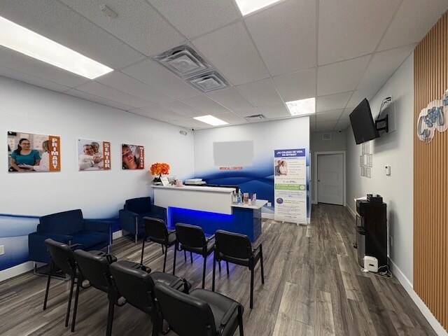 2701 SW 142nd Ave, Miami, FL à louer Photo principale- Image 1 de 7