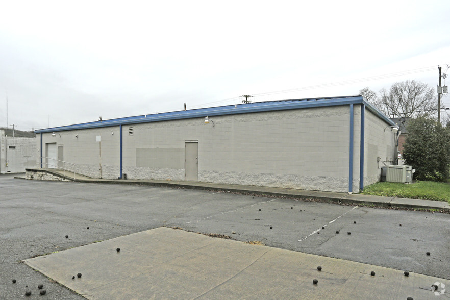 3006 Tazewell Pike, Knoxville, TN for lease - Building Photo - Image 3 of 5